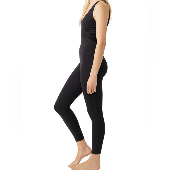 New Free movement black bodysuit medium - Picture 3 of 5